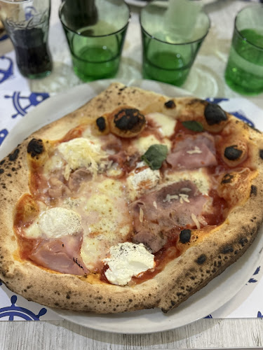 L' oro di Napoli - Zagreb