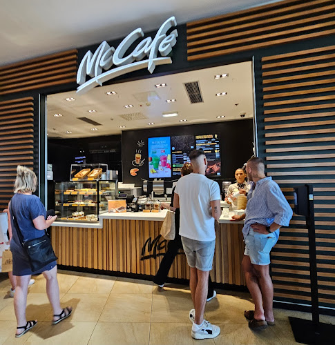 Ul. Josipa Jovića 93, 21000, Split