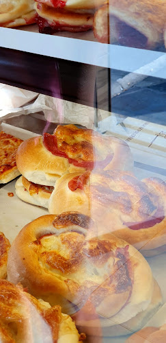 Pekara Bili Brig - Gastronomija i ugostiteljstvo