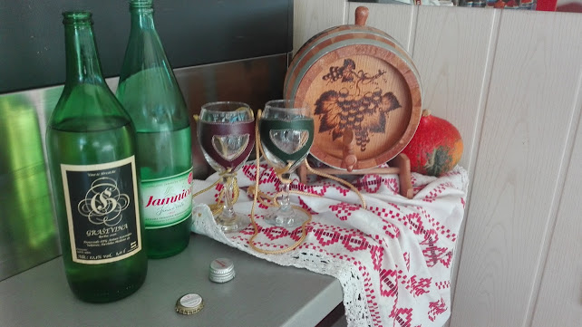 Opinii despre Nikonal-Caffe bar i trgovina mješovitom robom în Vrbovec - Gastronomija i ugostiteljstvo