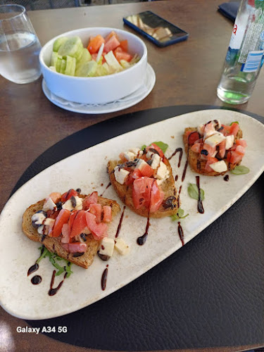 Peškarija - Gastronomija i ugostiteljstvo