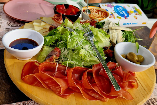 KONOBA ANNI - Mesni i riblji specijaliteti Novigrad