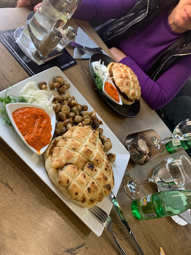 Comentarii opinii despre Kavana Queen