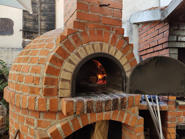 Ul. Ante Starčevića 96, 21300, Makarska