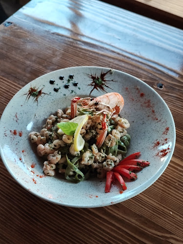 Opinii despre Pirati Restaurant în Umag - Gastronomija i ugostiteljstvo