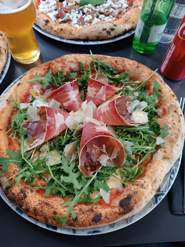 Medena Pizzeria - Gastronomija i ugostiteljstvo