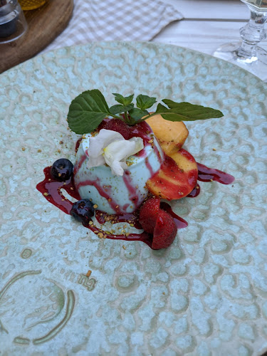 Comentarii opinii despre RESTORAN TUTTO BENE-ROVINJ