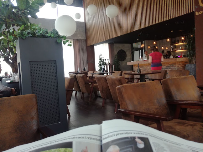 Comentarii opinii despre Caffe Bar Tower