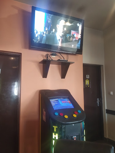 Opinii despre Caffe bar Bacardi în Sisak - Gastronomija i ugostiteljstvo