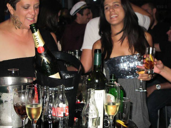 Carpe Diem caffe bar - Gastronomija i ugostiteljstvo