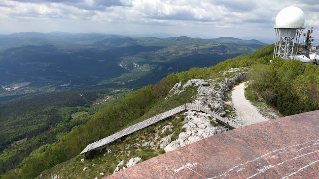 RESTAURANT PANSION UČKA - (Jela od mesa divljači / local food)