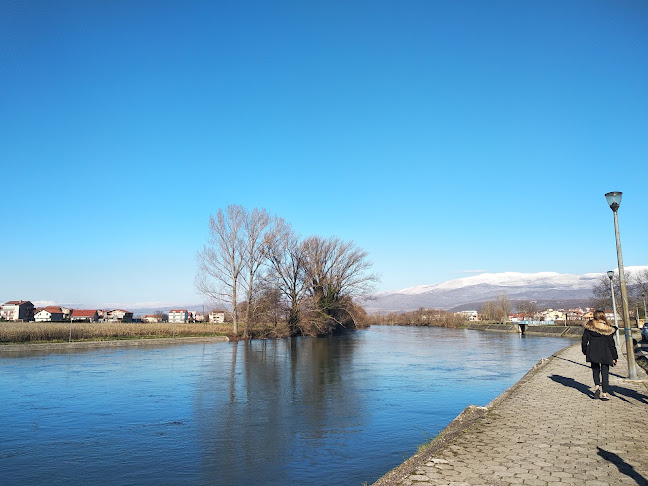 Cb Latina - Gastronomija i ugostiteljstvo