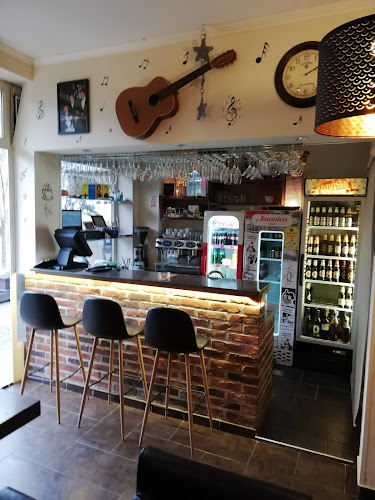 Caffe Bar "Poeta" - Gastronomija i ugostiteljstvo