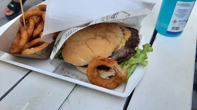 Opinii despre Fast Food & Beach Bar "Olá Amigo" în Šibenik - Gastronomija i ugostiteljstvo