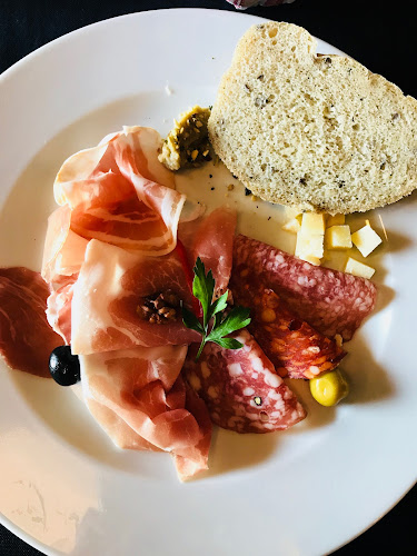 Restoran Crna svinja - Čepin