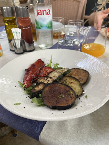 Restoran Vili - Gastronomija i ugostiteljstvo