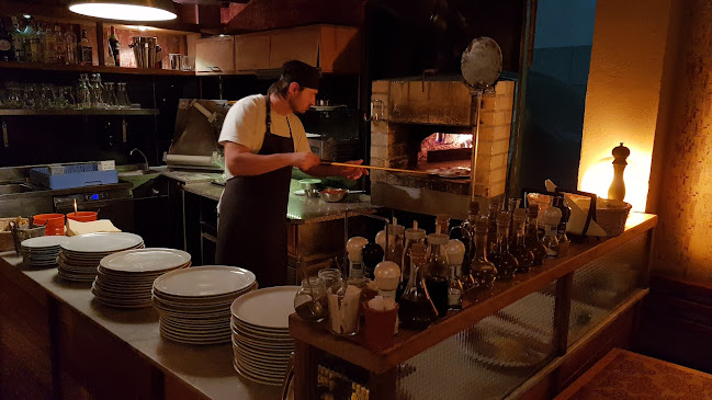 Pizzeria Karijola - Gastronomija i ugostiteljstvo