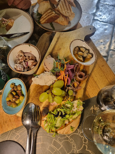 Restoran 4 Kantuna - Gastronomija i ugostiteljstvo