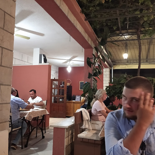 Đivovićeva 2, 20250, Orebić