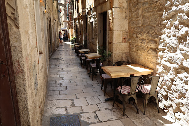 Comentarii opinii despre Uje restaurant