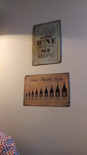 MoNIKa's Wine Bar - Gastronomija i ugostiteljstvo