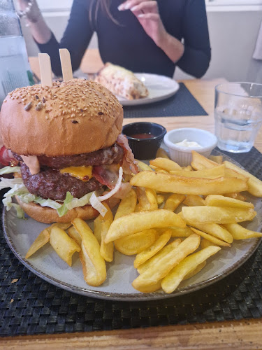 Pizzeria Maslina Zadar - Gastronomija i ugostiteljstvo