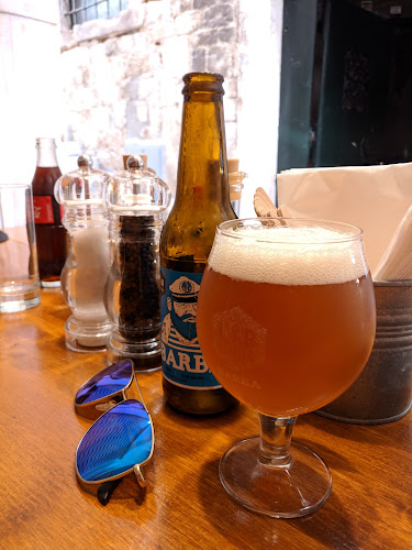 Barba - Gastronomija i ugostiteljstvo