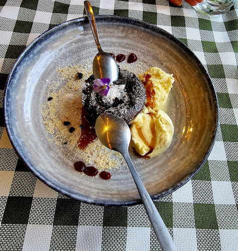 Obala kralja Tomislava 21, 21217, Kaštel Novi