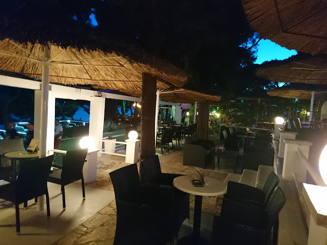 Comentarii opinii despre Malibu Bar