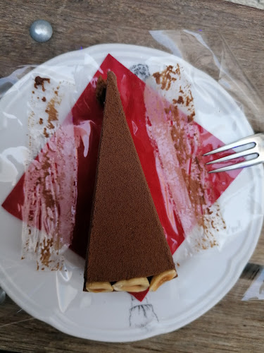 Oš Kolač - Artisan Cakes and Pastries - Gastronomija i ugostiteljstvo