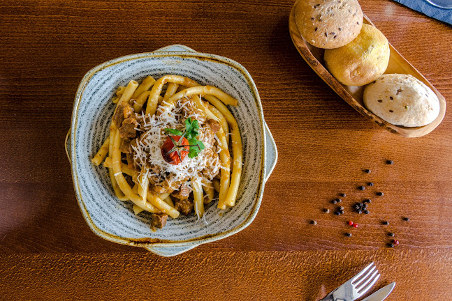 Opinii despre Rhea Silvia Wine & Tapas Bar în Dubrovnik - Gastronomija i ugostiteljstvo