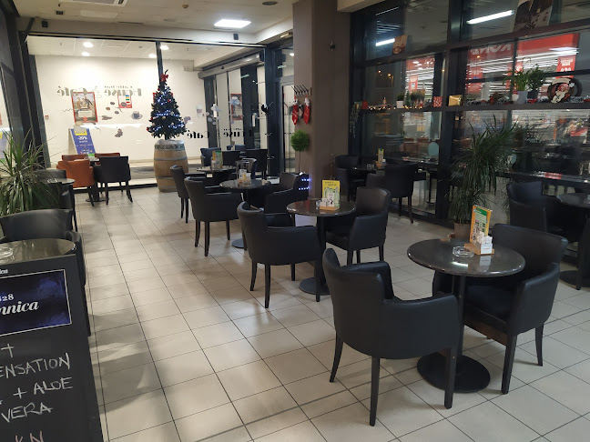 Comentarii opinii despre Caffe Bar House Café