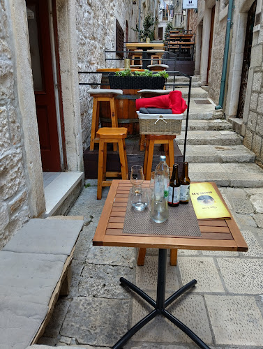 Bokar Wine Bar - Gastronomija i ugostiteljstvo