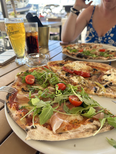 Lambik Bar & Bistro - Vis