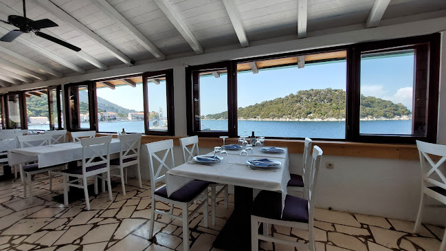 Comentarii opinii despre Triton Restaurant