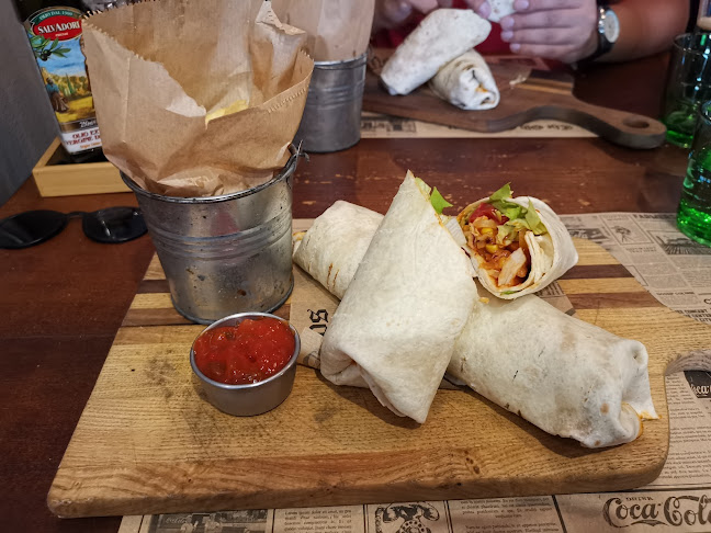 Ul. kralja Petra Svačića 16, 31000, Osijek