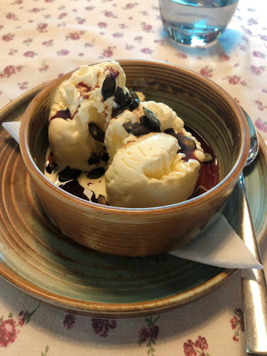 Comentarii opinii despre Restoran Stafa's