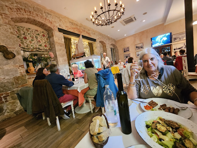 Ul. Tomića stine 1, 21000, Split