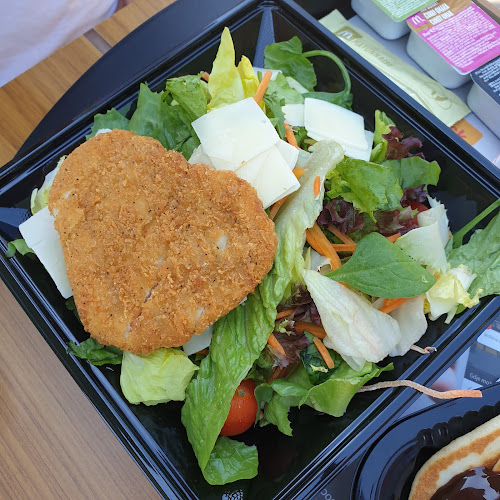 McDonald's Vrata Jadrana, Kastav - Gastronomija i ugostiteljstvo