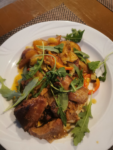 Pršutarna i stancija Buršić - Gastronomija i ugostiteljstvo