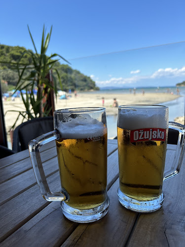 Opinii despre Beach bar Premijer în Supetarska Draga - Gastronomija i ugostiteljstvo