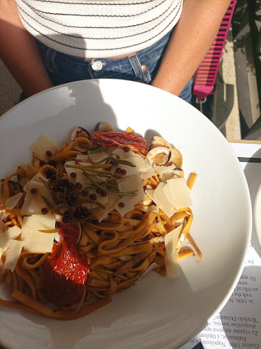 Trg Petra Zoranića 6, 23000, Zadar