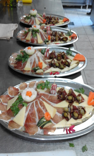 Konoba Stara Kuzina - Gastronomija i ugostiteljstvo