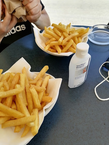 Comentarii opinii despre Arguola Fast Food