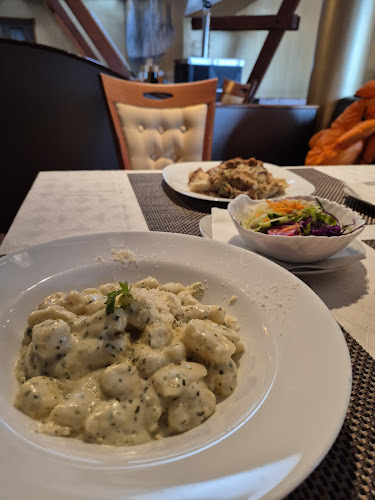 Opinii despre JET SET în Krapina - Gastronomija i ugostiteljstvo