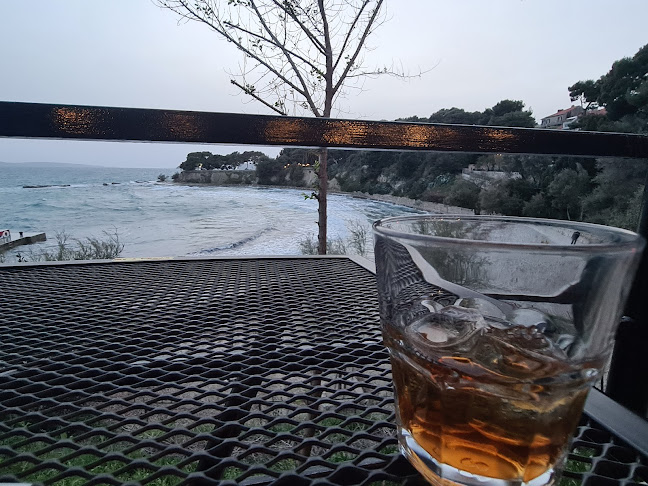 Comentarii opinii despre Mythos