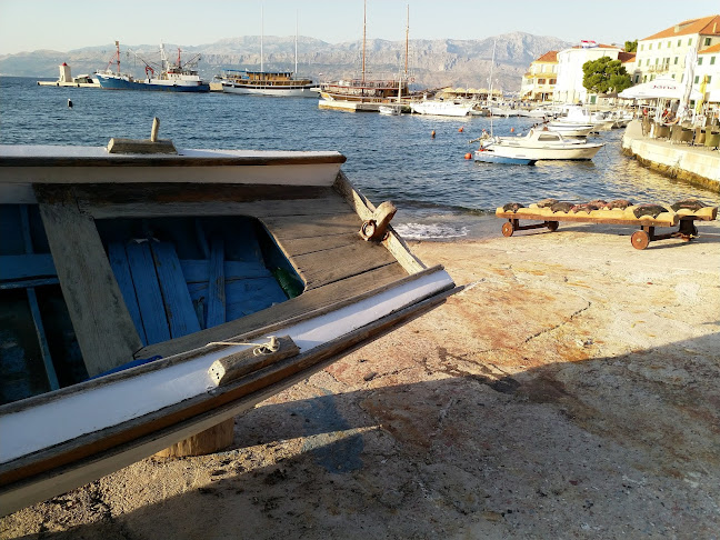 Porat 19, 21410, Postira