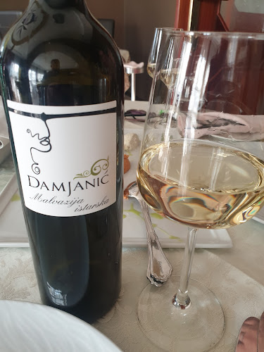 Siparska ul. 8, 52475, Zambratija