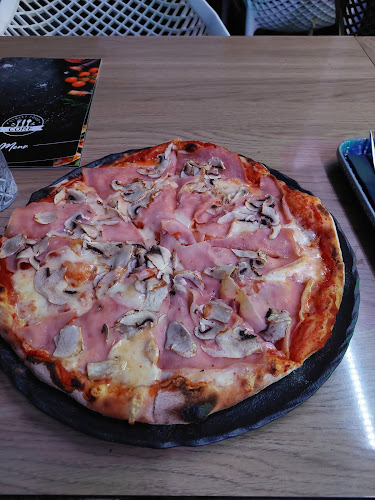 Core :: Street Food - Sinj