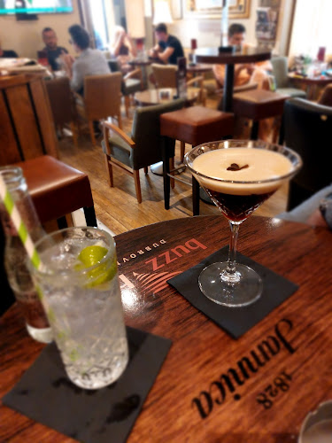 Opinii despre Buzz Bar în Dubrovnik - Gastronomija i ugostiteljstvo